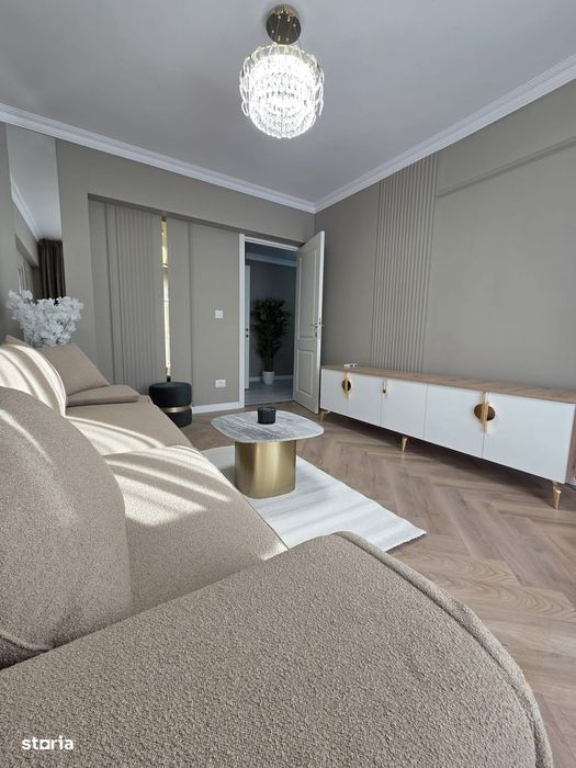 De vanzare 3 camere mobilat și utilat decomandat