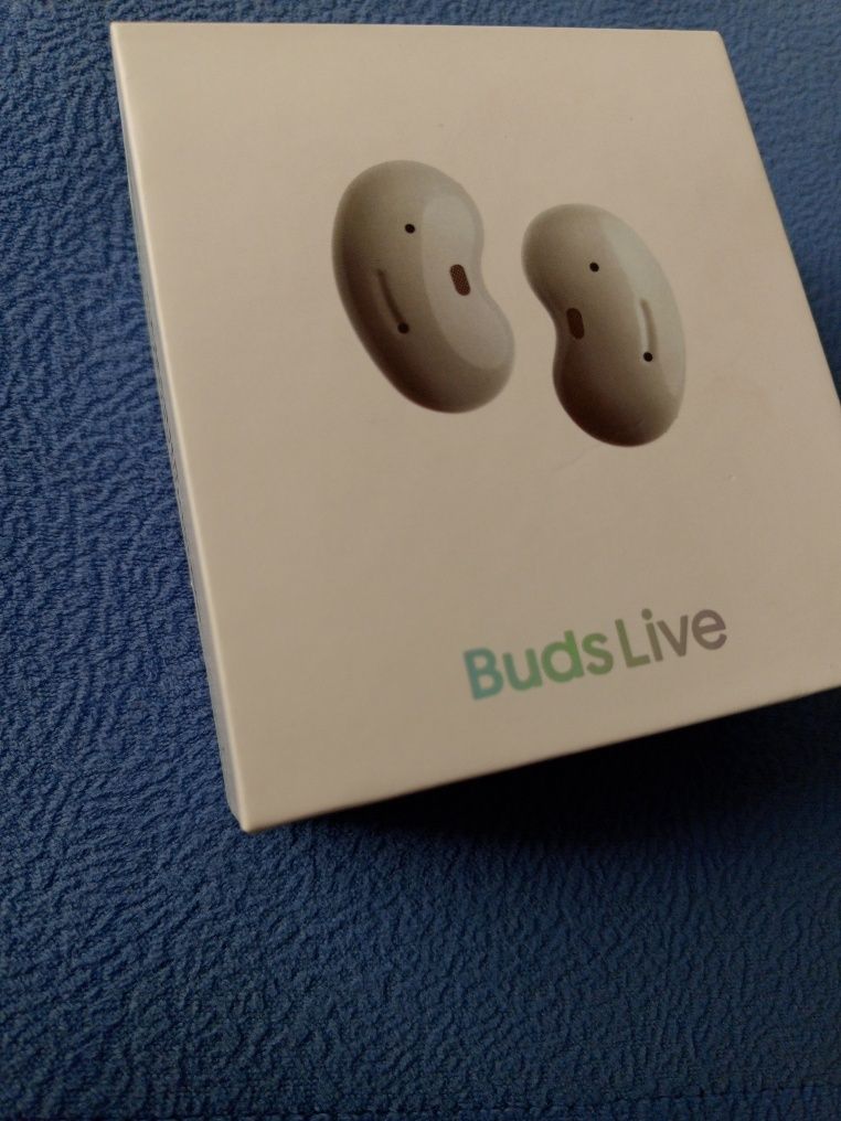 Galaxy buds live