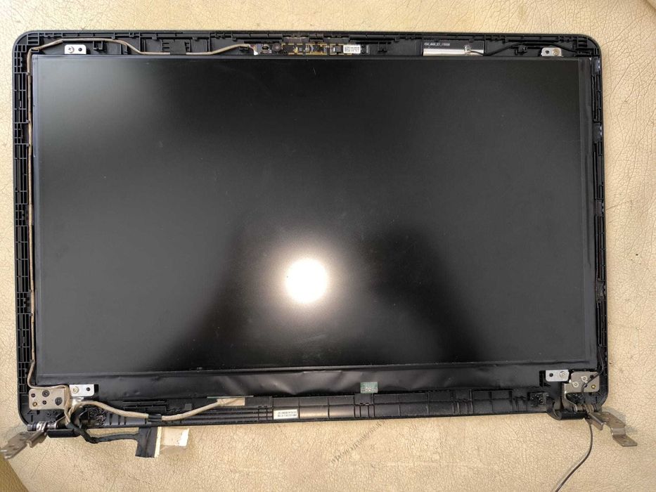 Display Laptop Asus (NT156FHM-N41)