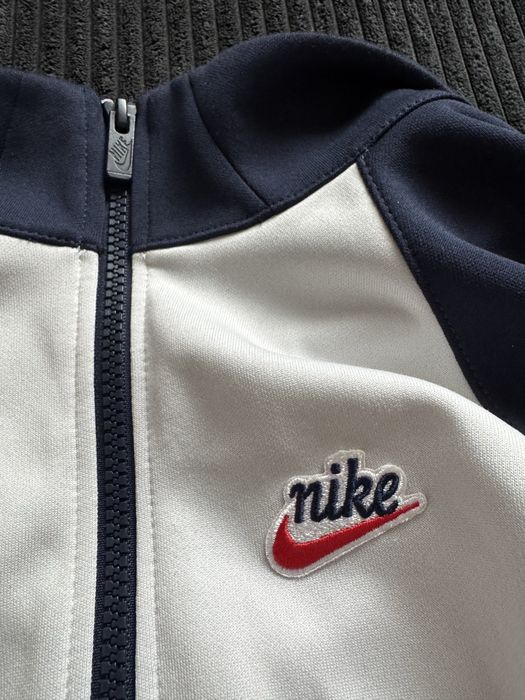 Trening Nike classic