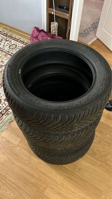 Зимние шины, комплект