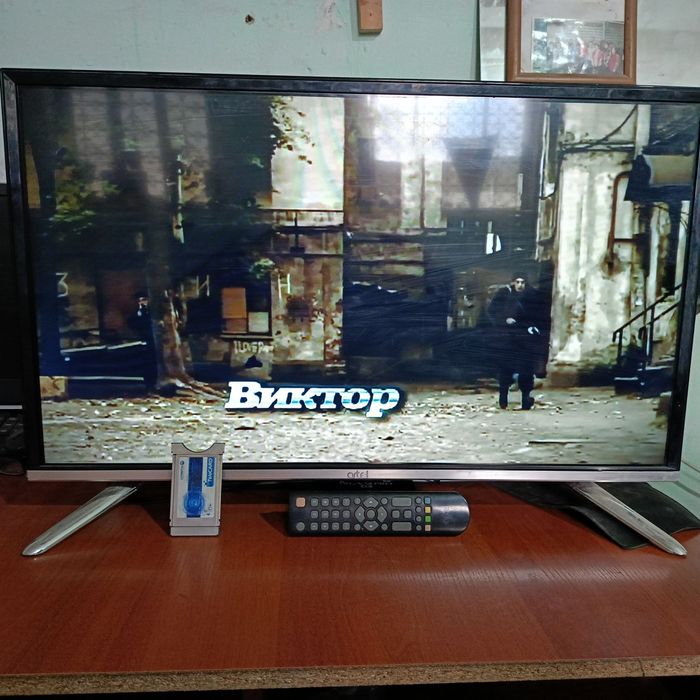Продаю телевизор плюс TV карту