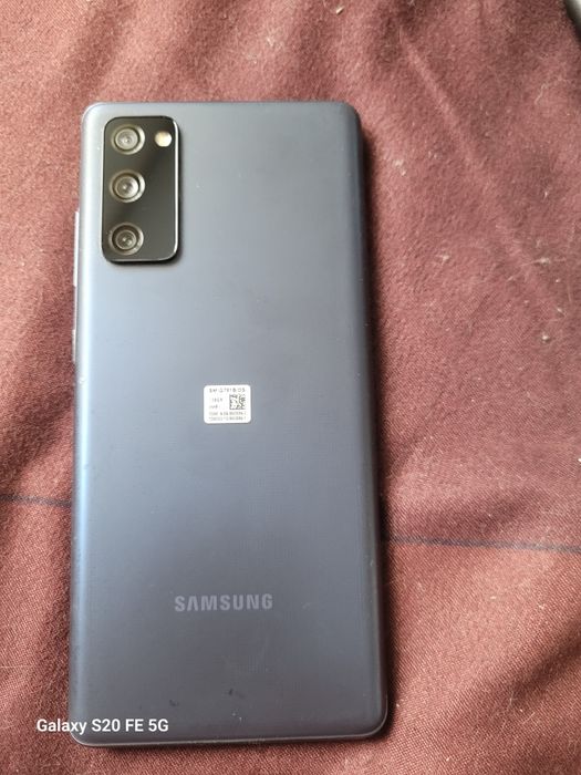 Samsung s20fe full box