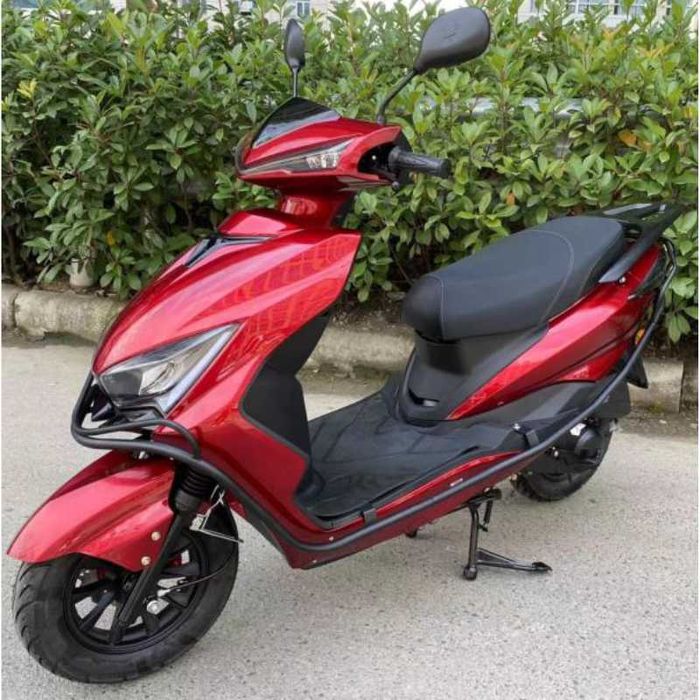 Scuter benzină 50cc motor 4T, viteză 45 km/h – certificat conformitate