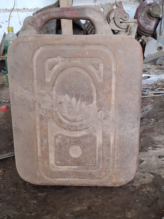 Канистра металлическая