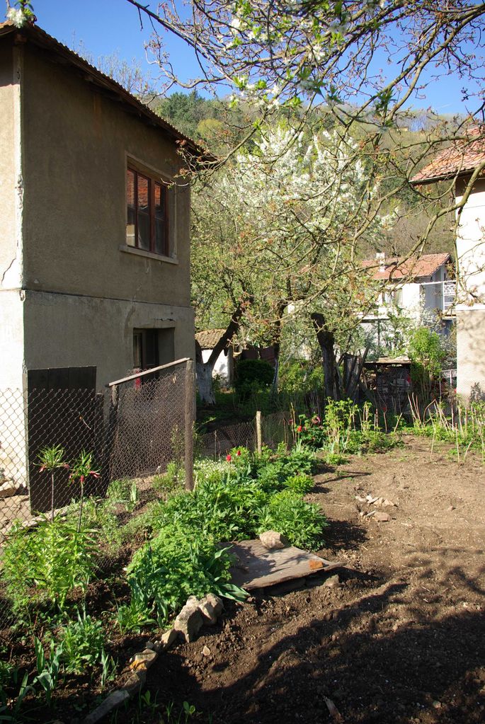 Продава се Къща в Брезник - 124 кв.м за 402 €/кв.м - Снимка #7