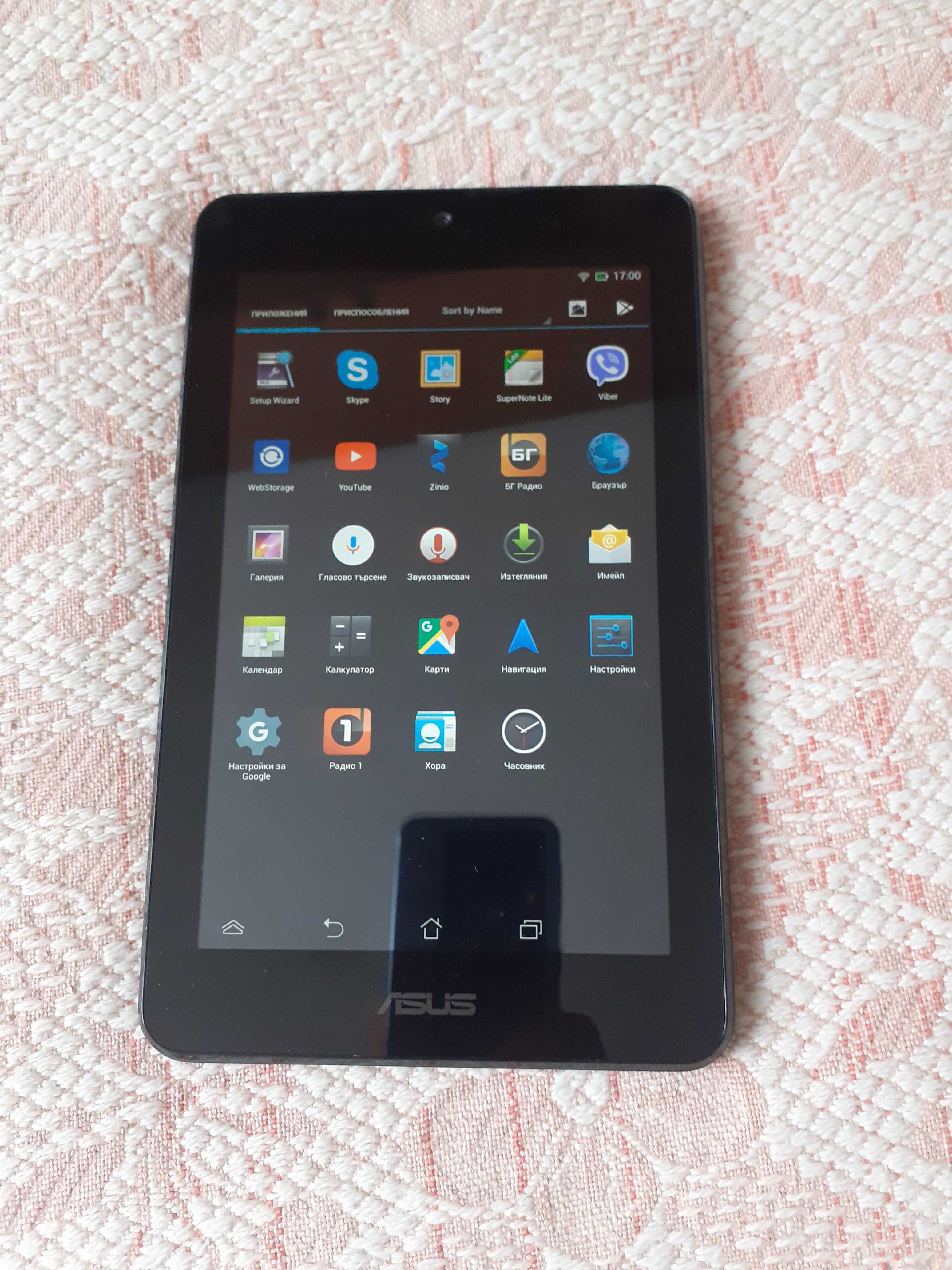 Продавам зарядно за таблет ASUS MEMO Pad 7 HD 7