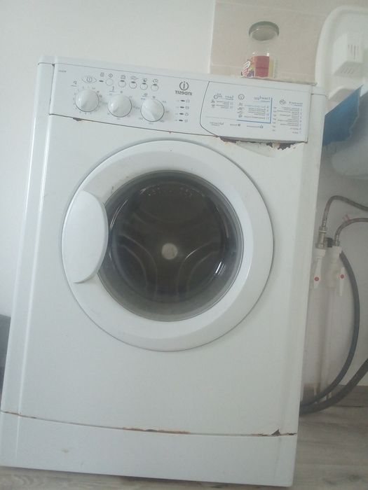 Продам стиральную машинку