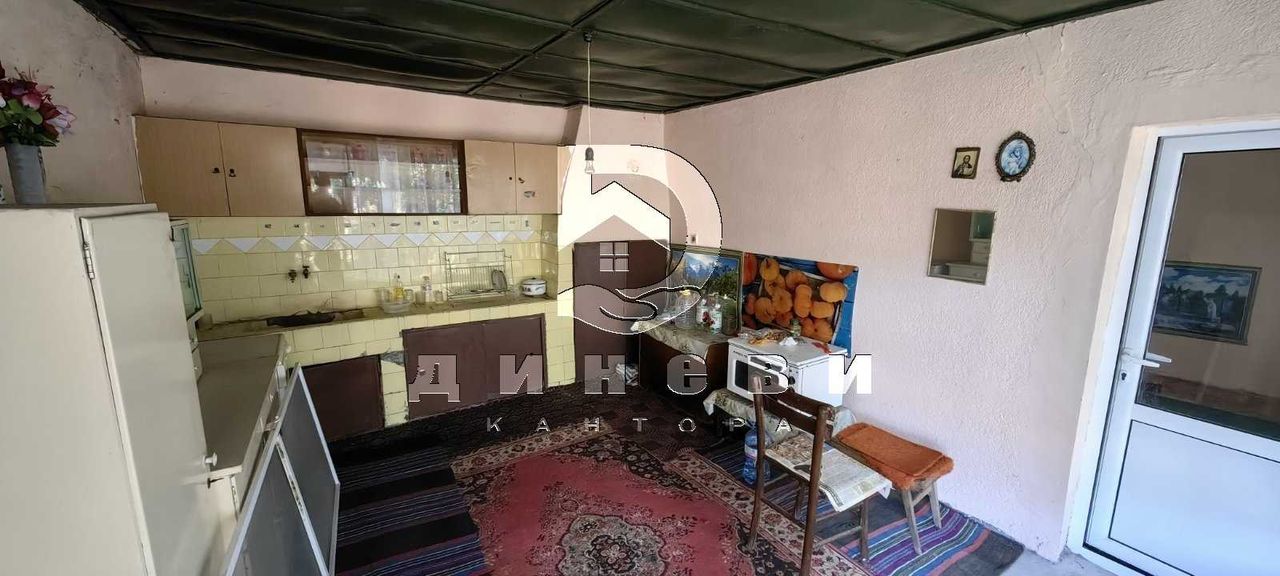 Продава се Къща в с. Сърнево, Област Стара Загора - 222 кв.м за 149 €/кв.м - Снимка #12