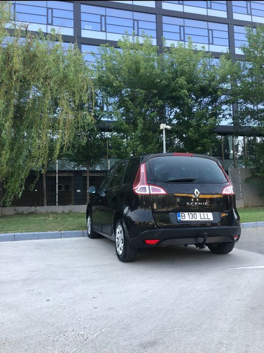 Vând renault scenic an fabricație 2010