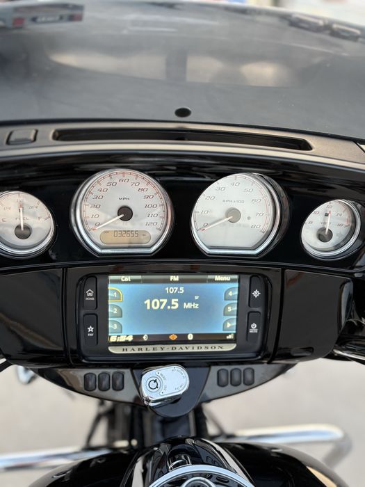 Harley Davidson Street Glide M8