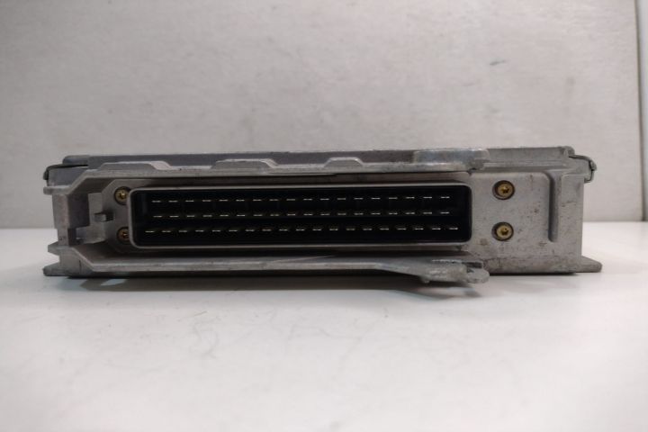 Calculator Motor  Bosch ECU 2.5 tds 0281001201 / 2245190 BMW Seria 3