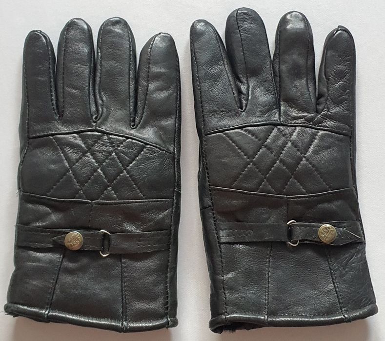 Mănuși bărbătești îmblănite