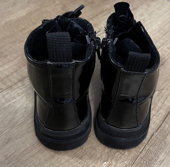 Ghete H&M, negre