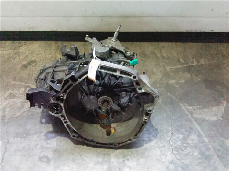 cutie de viteze nissan qashqai 1.5 dci an fabr. 2008