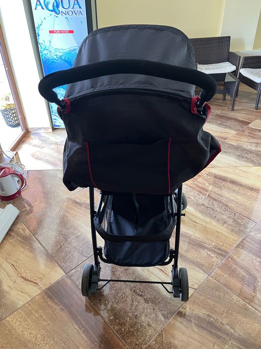Продавам бебешка количка