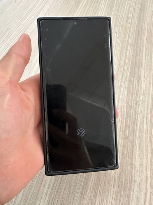 Samsung S 22 ultra 12/512 koreyski tel