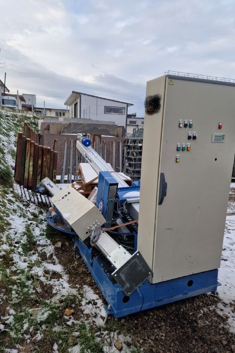 Masina de infoliat paleti