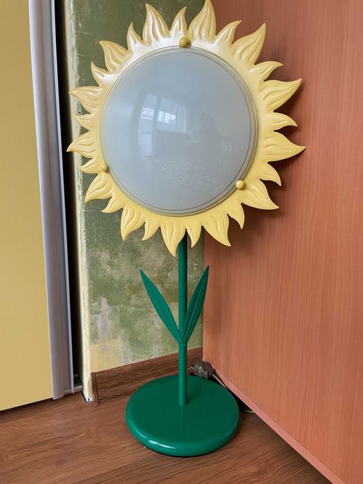 Настолна лампа слънчоглед