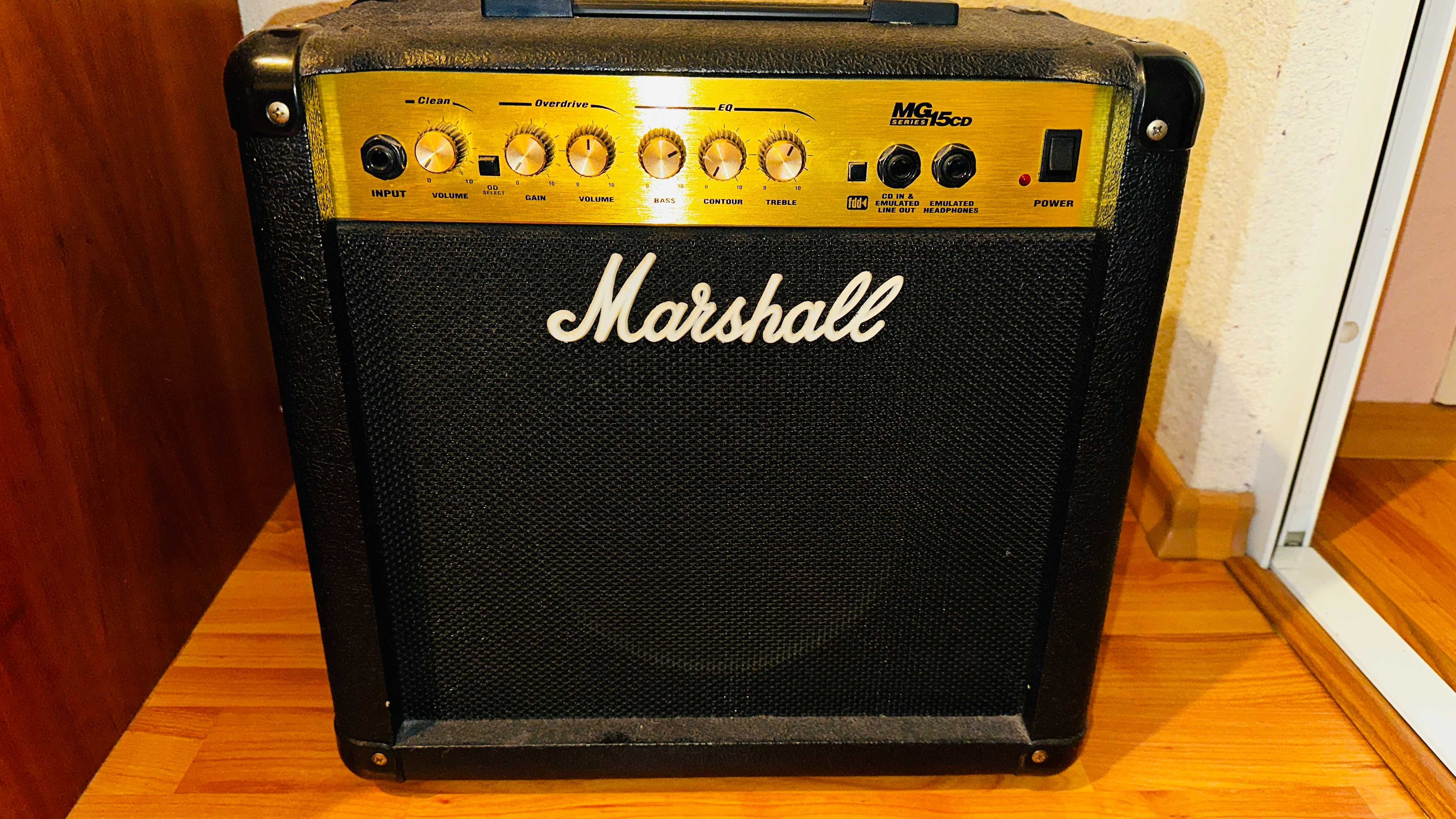 Китарно кубе Marshall MG15CD 15 Watt 8 Inch Guitar Practice Amplifier