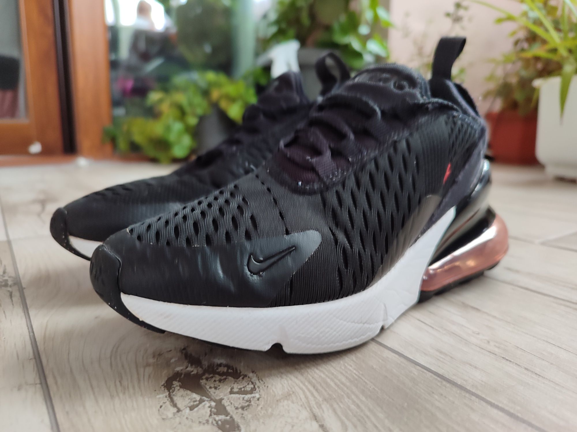 Обувки Nike Air 270