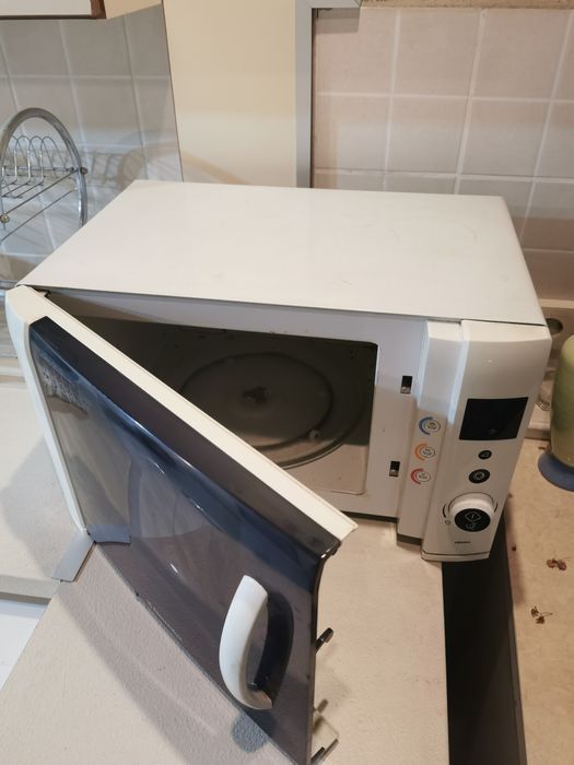 Микровълнова Electrolux