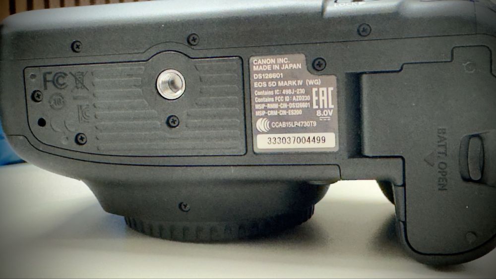 Canon EOS 5D Mark IV + Canon EF 24-105 f/4L IS II USM kit