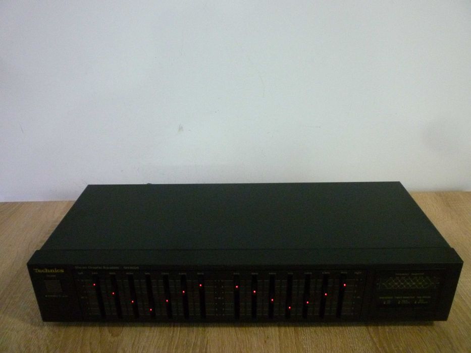 egalizator  technics sh-8028