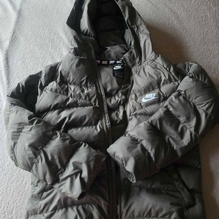 Детско яке Nike 128-137