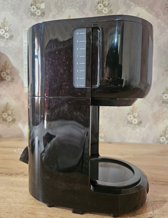 Продам кофеварку Braun