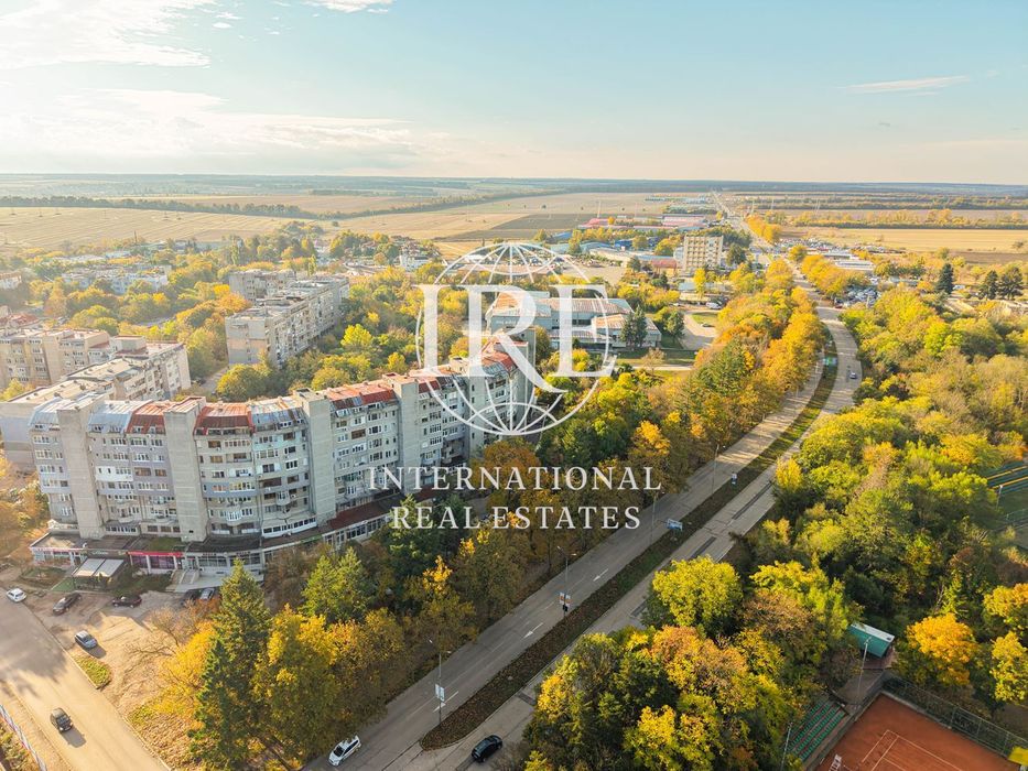 Магазин в Добрич-Добротица - Варненска площ 139 цена 184000