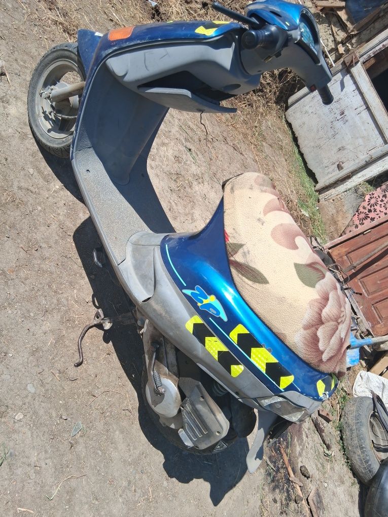 Vând piaggio zip 49cc