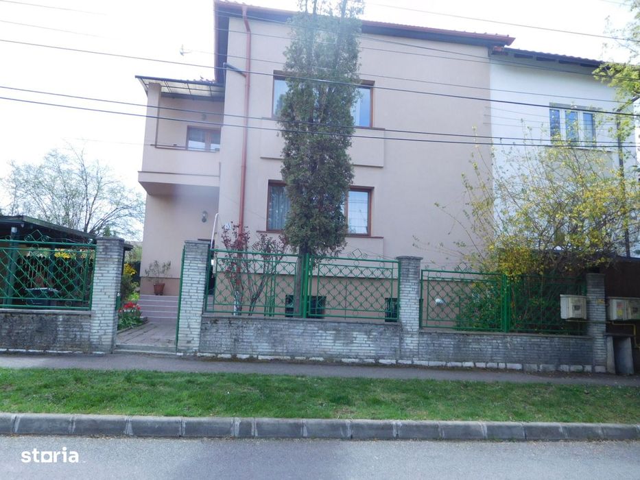 vanzare casa + teren, locatie premium