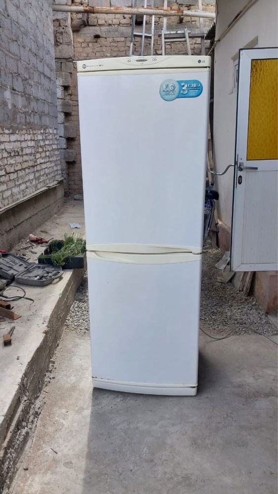 Холодильник LG сатылады жағдайы жақсы