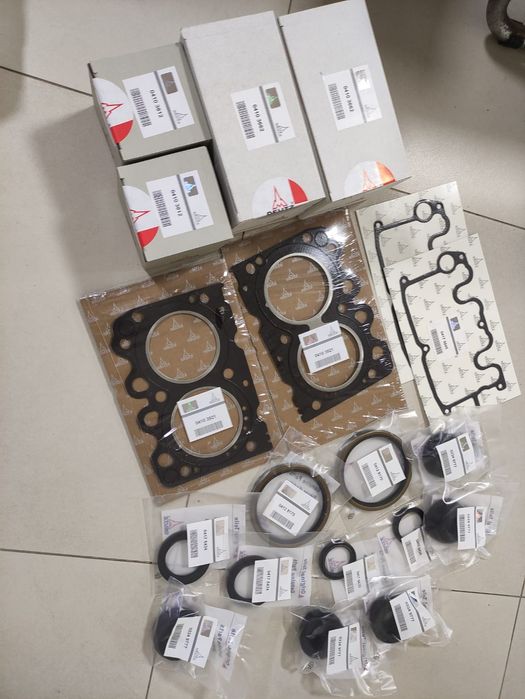 Запчасти на двигателя,спецтехнику.