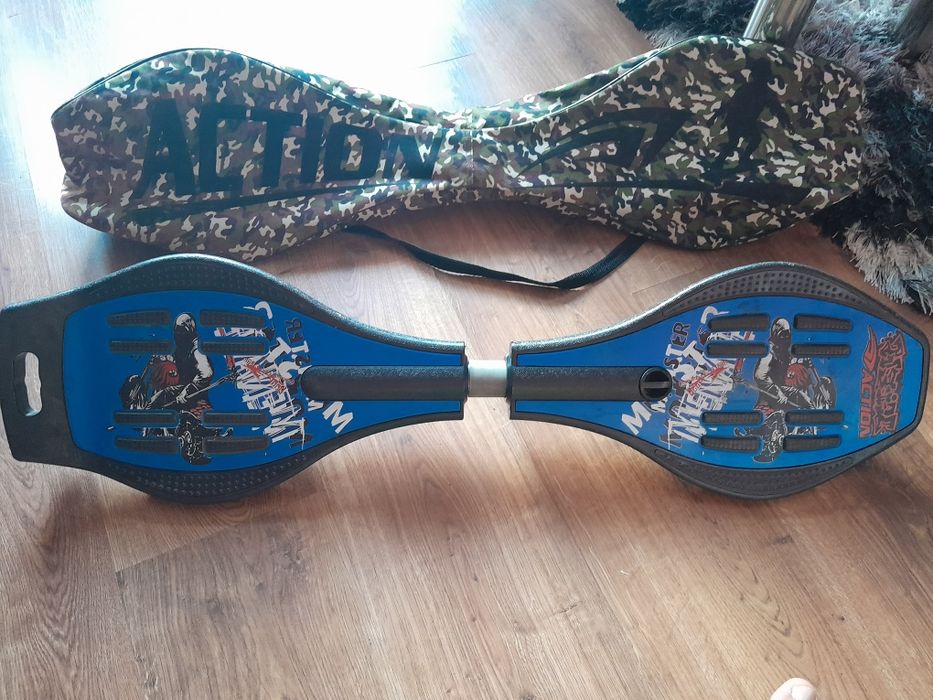 Placa Waveboard cu husa nouă