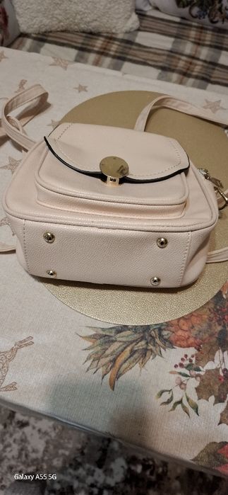 Giozdan care se face si geanta