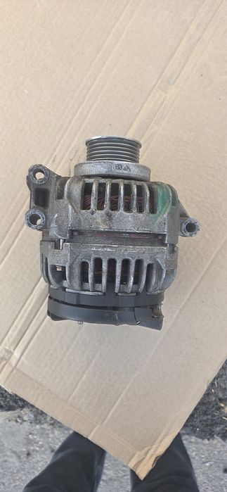 Продам генератор от Рено