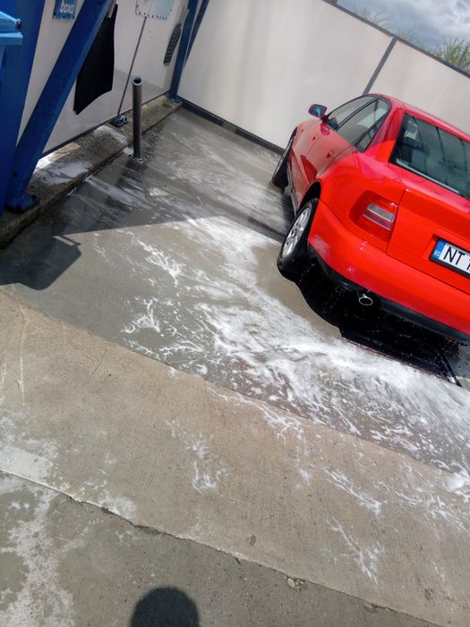 Vand audi.         .