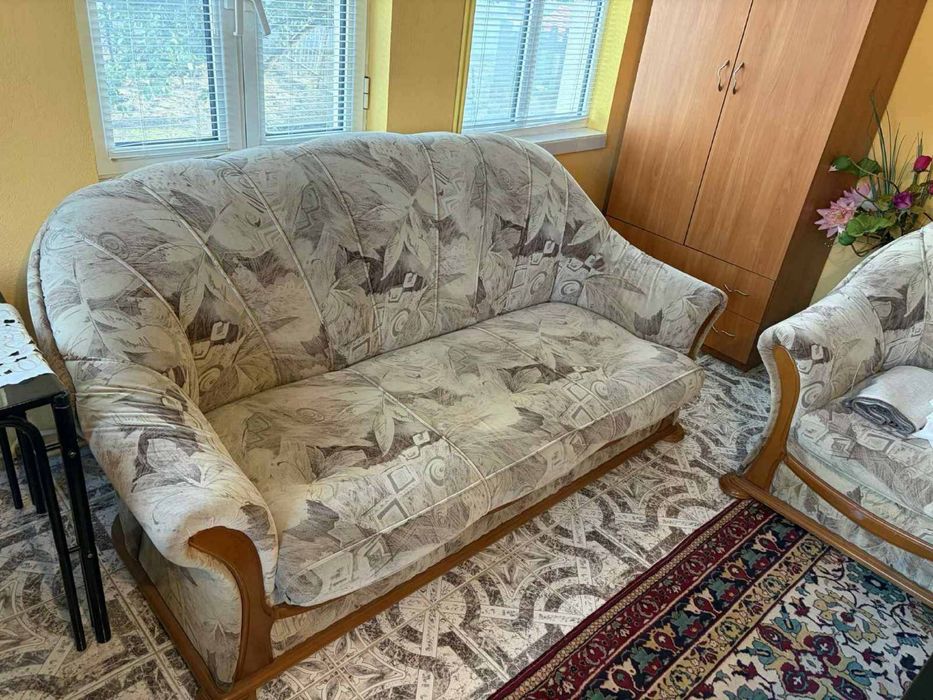Комплект дивани.