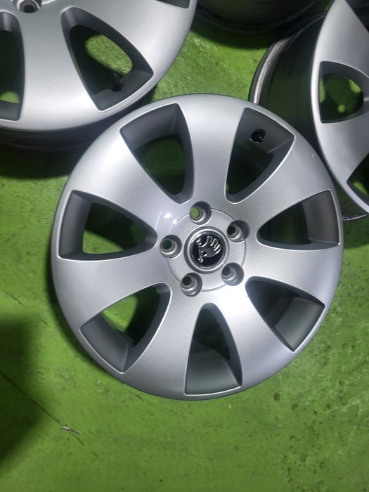 16 5x112 Skoda лети джанти 5х112 шкода