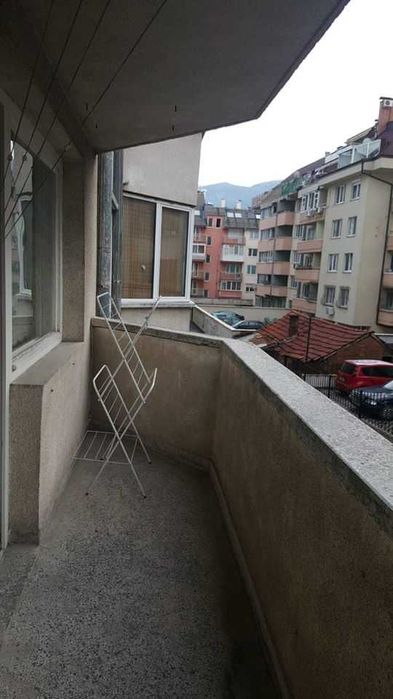 Дава се под наем Тристаен апартамент в София, Хладилника - 80 кв.м за 800 € - Снимка #12