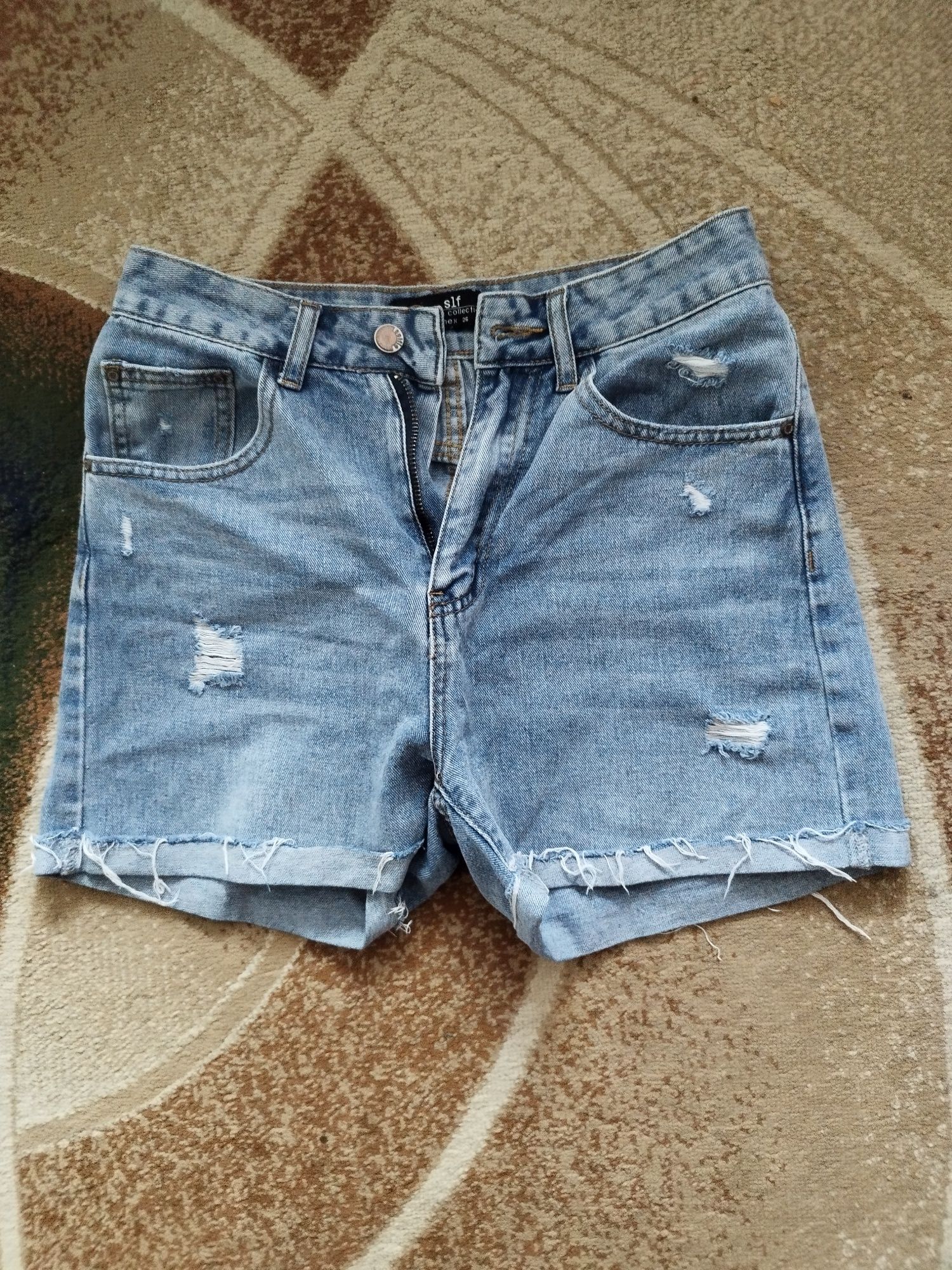 Продам джинсы отл состояние
