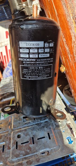 Motor pentru aer condiționat
