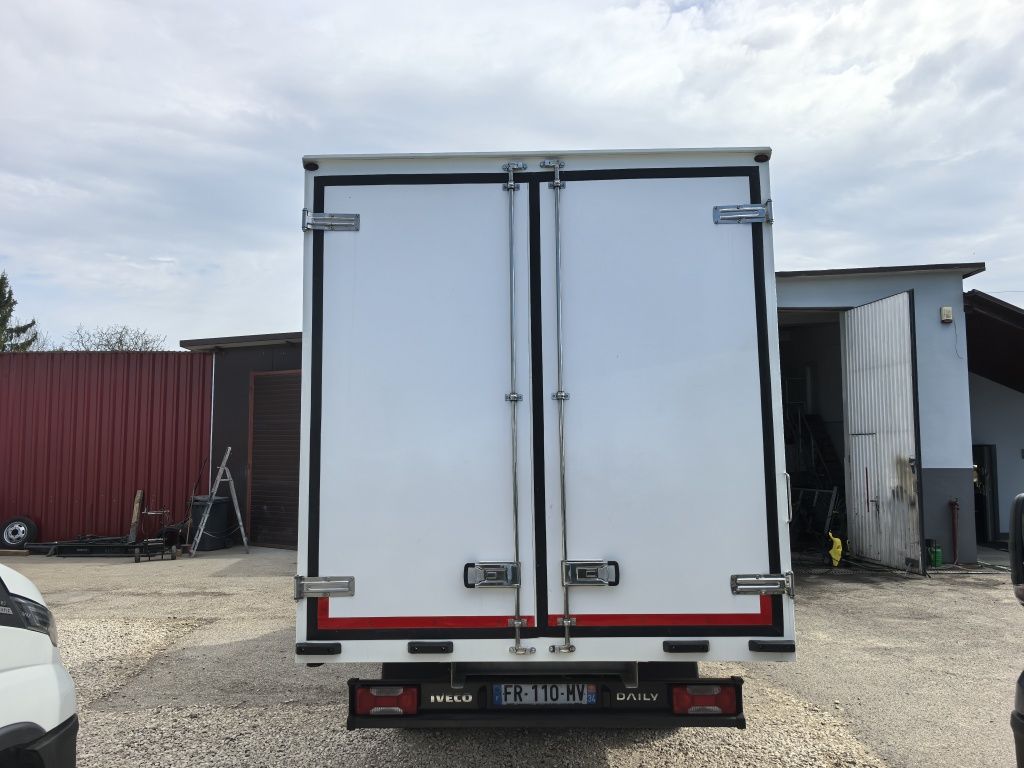 Iveco 35c18,frigorific-20+20, 8 europaleti, led