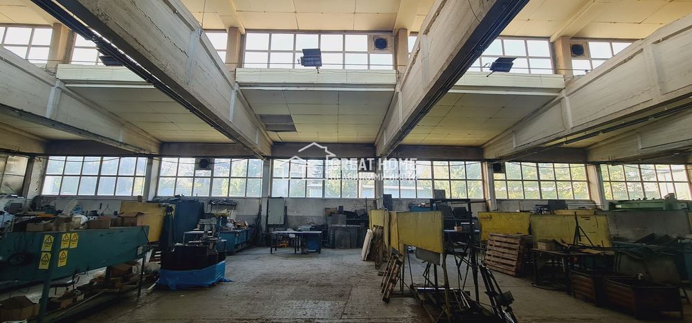 Продава се Промишлена сграда в Търговище, Промишлена зона - 3000 кв.м за 340 €/кв.м - Снимка #8
