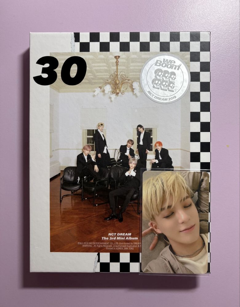 Албуми и картички на NCT 127 и NCT Dream