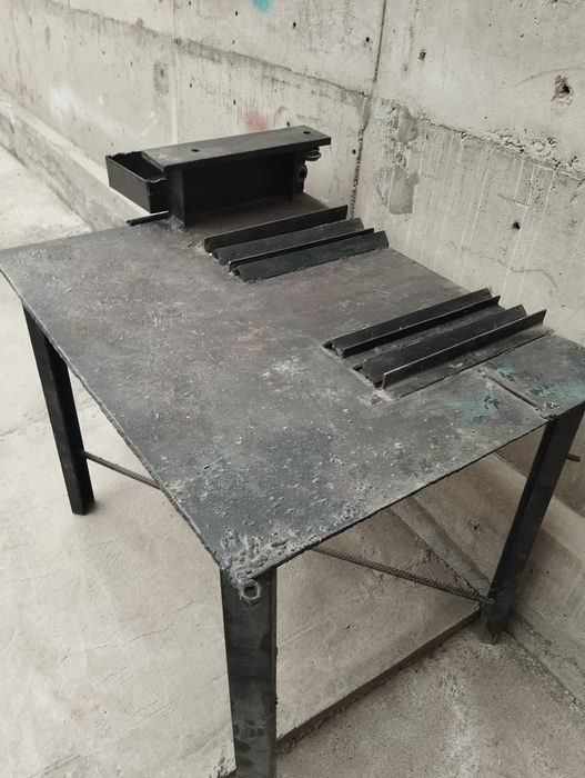 Темир стол иш уч