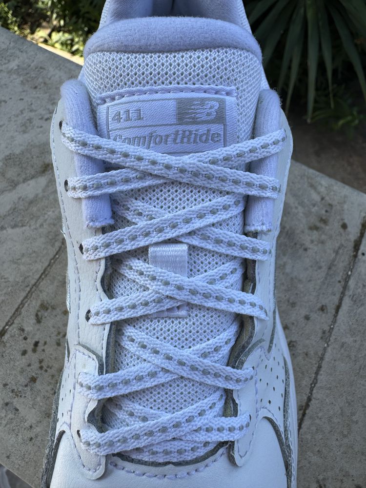Дамски маратонки New Balance 411
