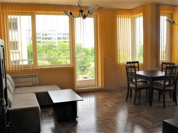 Дава се под наем Двустаен апартамент в София, Малинова долина - 63 кв.м за 469.2 € - Снимка #2